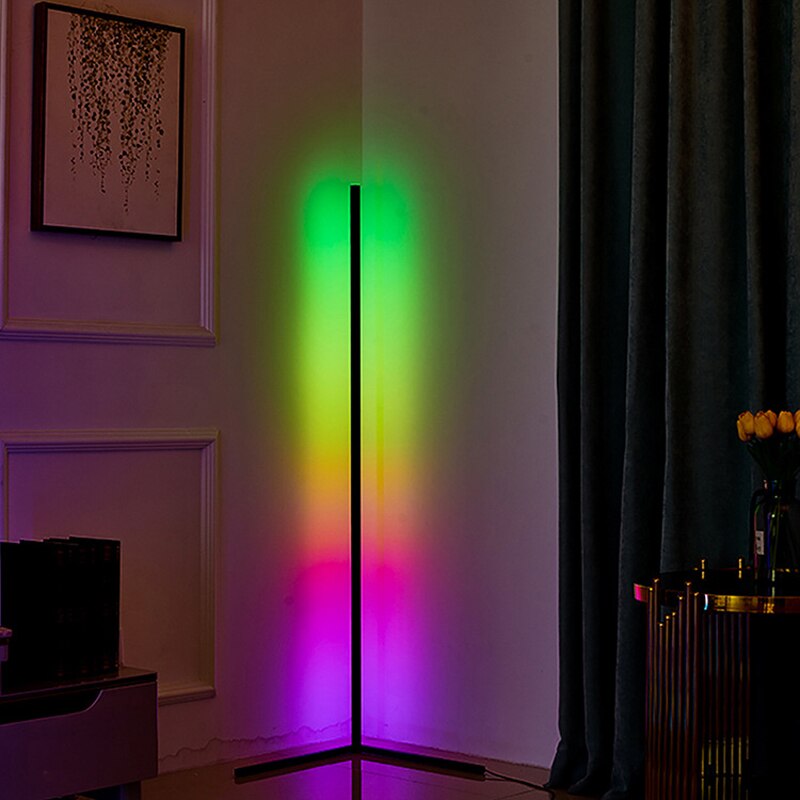 Halō Floor Lamp